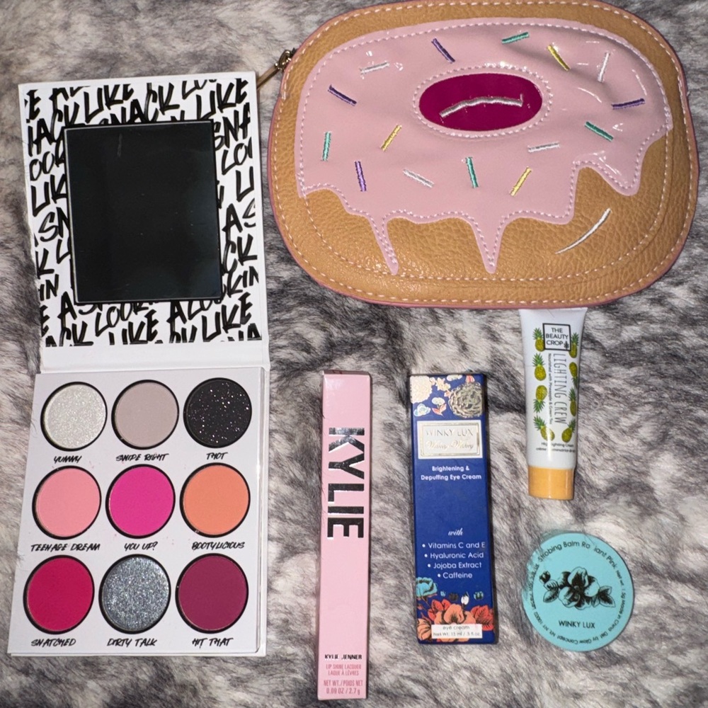 Shadow palette, Kylie gloss and more